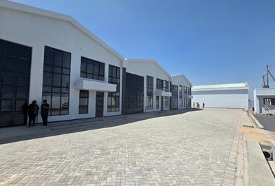 4,100 ft² Warehouse with Parking in Eastern ByPass - 2