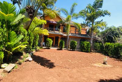 4 Bed Townhouse with Garden in Membley - 3