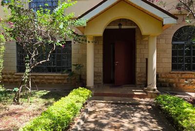 5 Bed Townhouse with En Suite at Kitisuru - 2