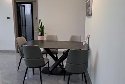 1 Bed Apartment with En Suite at Adams