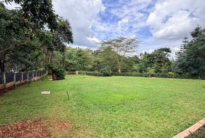 5 Bed Villa with En Suite in Windsor - 4