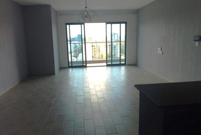 2 Bed Apartment with En Suite in Lavington