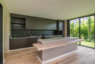 4 Bed House with En Suite at Kiambu Road - 4