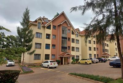 Serviced 2 Bed Apartment with En Suite at Fourways Junction Estate Rd