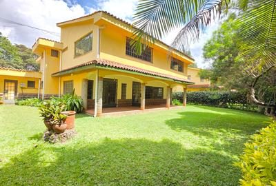 4 Bed Townhouse with En Suite at Mzima Springs. - 4