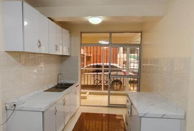 2 Bed Apartment with Swimming Pool in Kilimani - 4