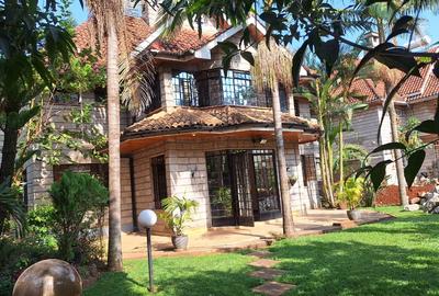 5 Bed Townhouse with En Suite in Lavington