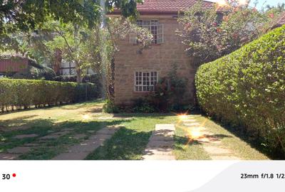 1 Bed House with Garden in Lavington - 4