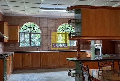 5 Bed House in Runda - 2