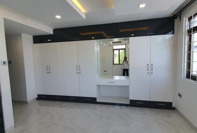 5 Bed Villa with En Suite at Milimani - 3