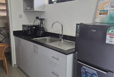 Studio Apartment with Gym in Garden Estate - 3