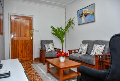 Serviced 1 Bed Apartment with En Suite at Lantana Road