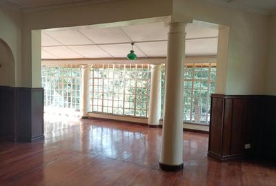 6 Bed House with En Suite at Near Muthaiga Golf Club Nairobi - 4