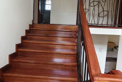 4 Bed House with En Suite at Ridgeways - 4