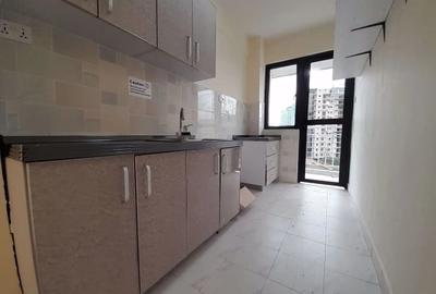 2 Bed Apartment with Gym in Kilimani - 3