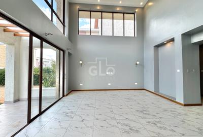 4 Bed Townhouse with En Suite in Runda
