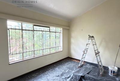 5 Bed Townhouse with En Suite in Kilimani - 4