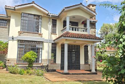4 Bed House with En Suite at Rosslyn Heights - 3