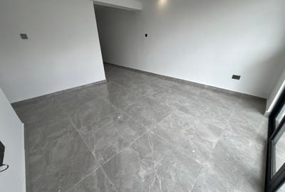 1 Bed Apartment with Gym in Kilimani - 2
