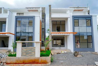 4 Bed Villa with En Suite at Eastern Bypass