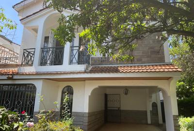 4 Bed Townhouse with En Suite in Lavington