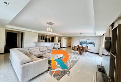 Furnished 3 Bed Apartment with En Suite in Riverside - 2