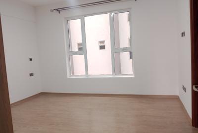 4 Bed Apartment with En Suite at Parklands