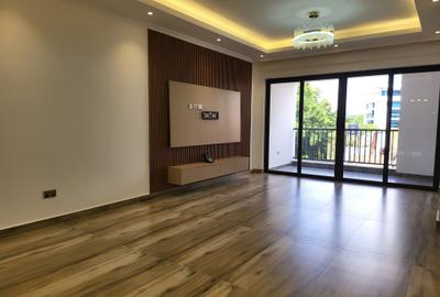 2 Bed Apartment with En Suite in Brookside - 4