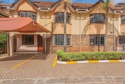 5 Bed Townhouse with En Suite in Kilimani