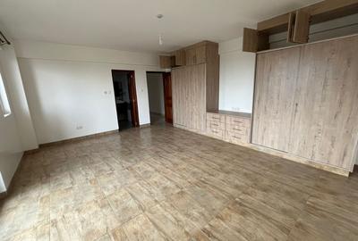 4 Bed Apartment with En Suite at General Mathenge