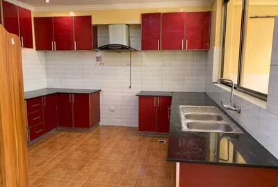 4 Bed Apartment with En Suite in Lavington