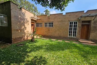 2 Bed House with En Suite in Runda