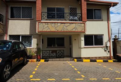 4 Bed Townhouse with En Suite in Kileleshwa