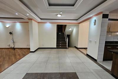 4 Bed Townhouse with En Suite in Westlands Area