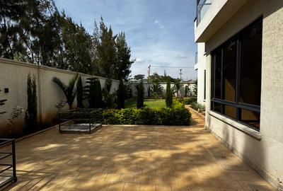 5 Bed House with En Suite in Karen - 3