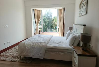 Furnished 2 Bed Apartment with En Suite at City Park Drive - 3