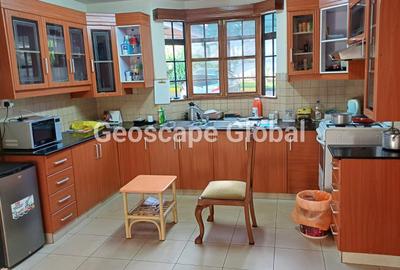 5 Bed House with En Suite in Runda - 4