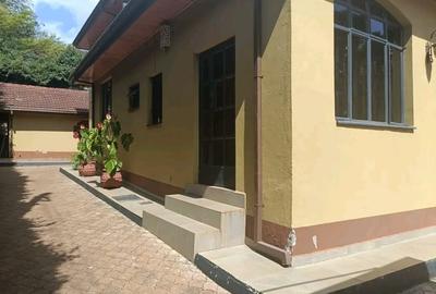 2 Bed House with En Suite in Runda