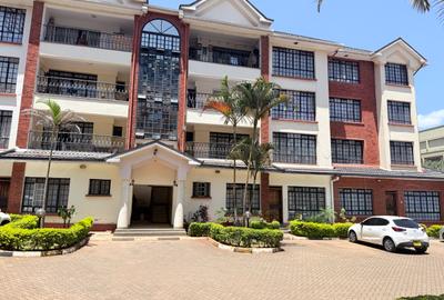 3 Bed Apartment with En Suite in Westlands Area - 2