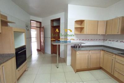 3 Bed Apartment with En Suite at Rhapta Road - 4
