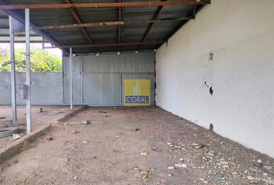 Warehouse in Industrial Area - 3