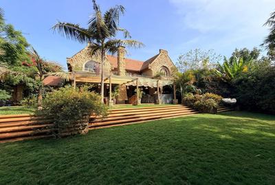 5 Bed Townhouse with En Suite in Karen