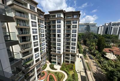 3 Bed Apartment with Swimming Pool in Riverside - 3