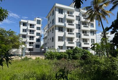 Serviced 2 Bed Apartment with En Suite in Mtwapa - 2
