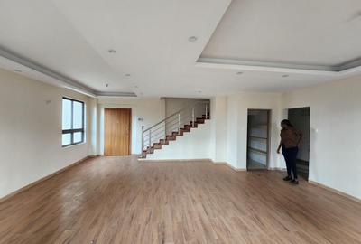 5 Bed Apartment with En Suite at Kusi Lane - 4