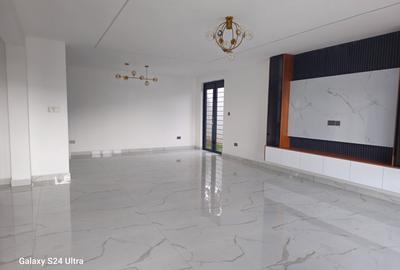 5 Bed House with En Suite at Mugutha Road - 3