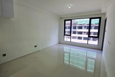 1 Bed Apartment with En Suite at Westlands Road - 4