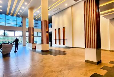 4,000 ft² Office with Service Charge Included in Riverside