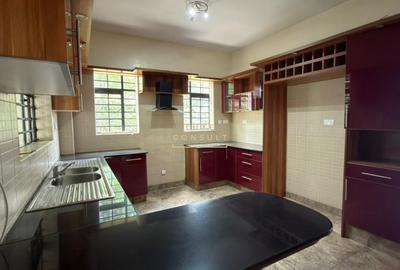 4 Bed Townhouse in Kitisuru - 4