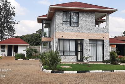 3 Bed House with En Suite in Nyari